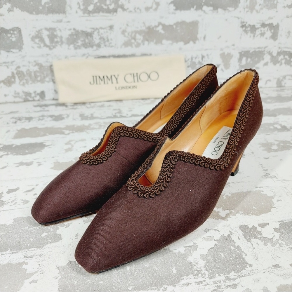 Vintage Jimmy Choo Embroidered Leather Sole Kitten Heel Pumps